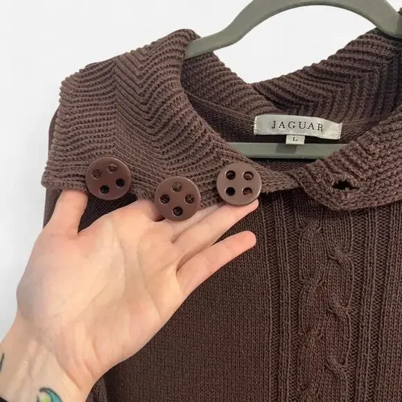 Cozy vintage knit sweater top from “Jaguar” with bell sleeves + button details - Picture 5 of 7